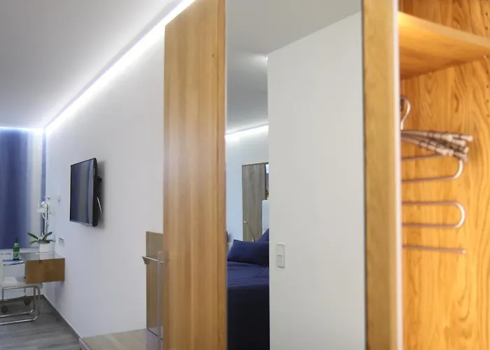 Natuerlich Famos Schlafen Hotel *